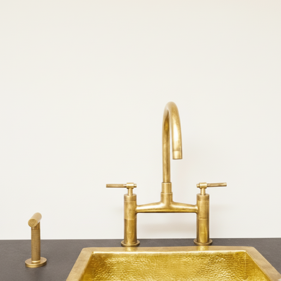 Gold Brass kitchen faucet with sprayer - SInk