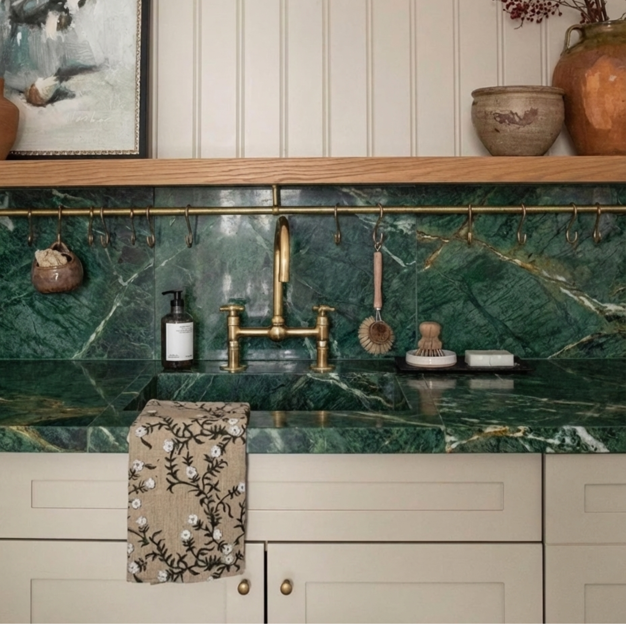 Elegant Gooseneck Kitchen Tap