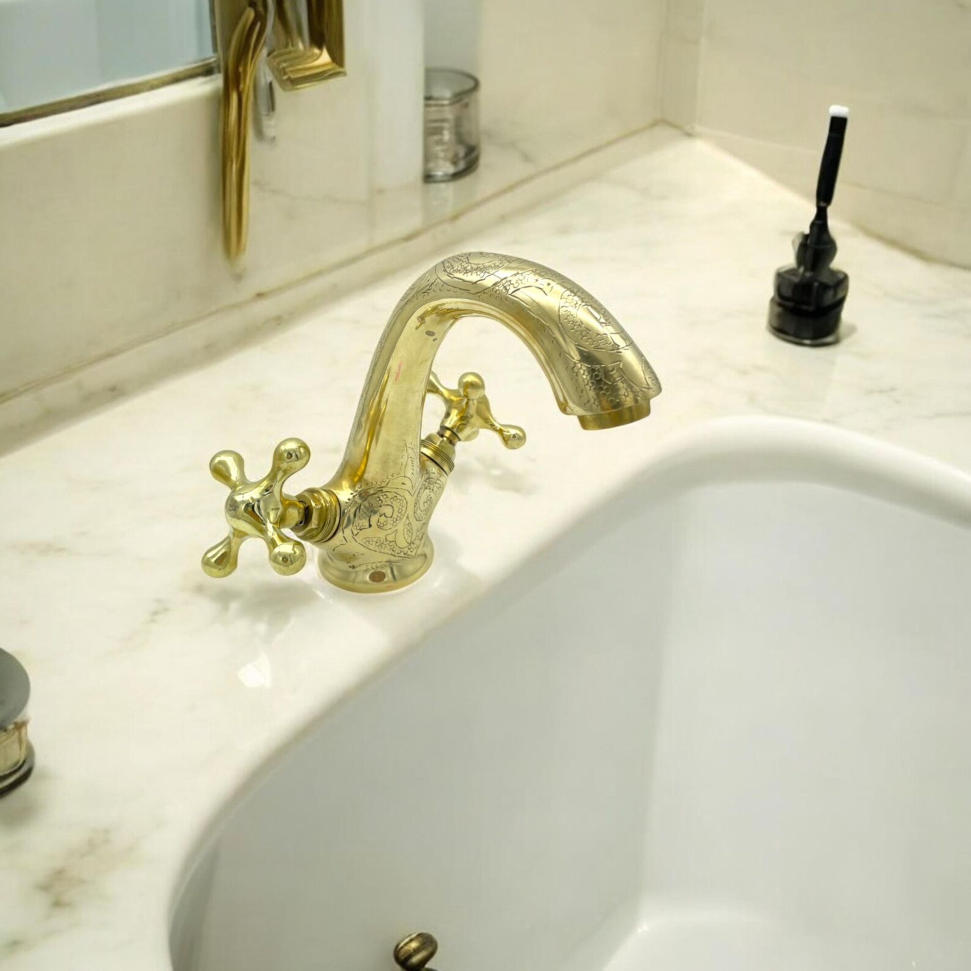 Engraved Bathroom Sink Faucet 
