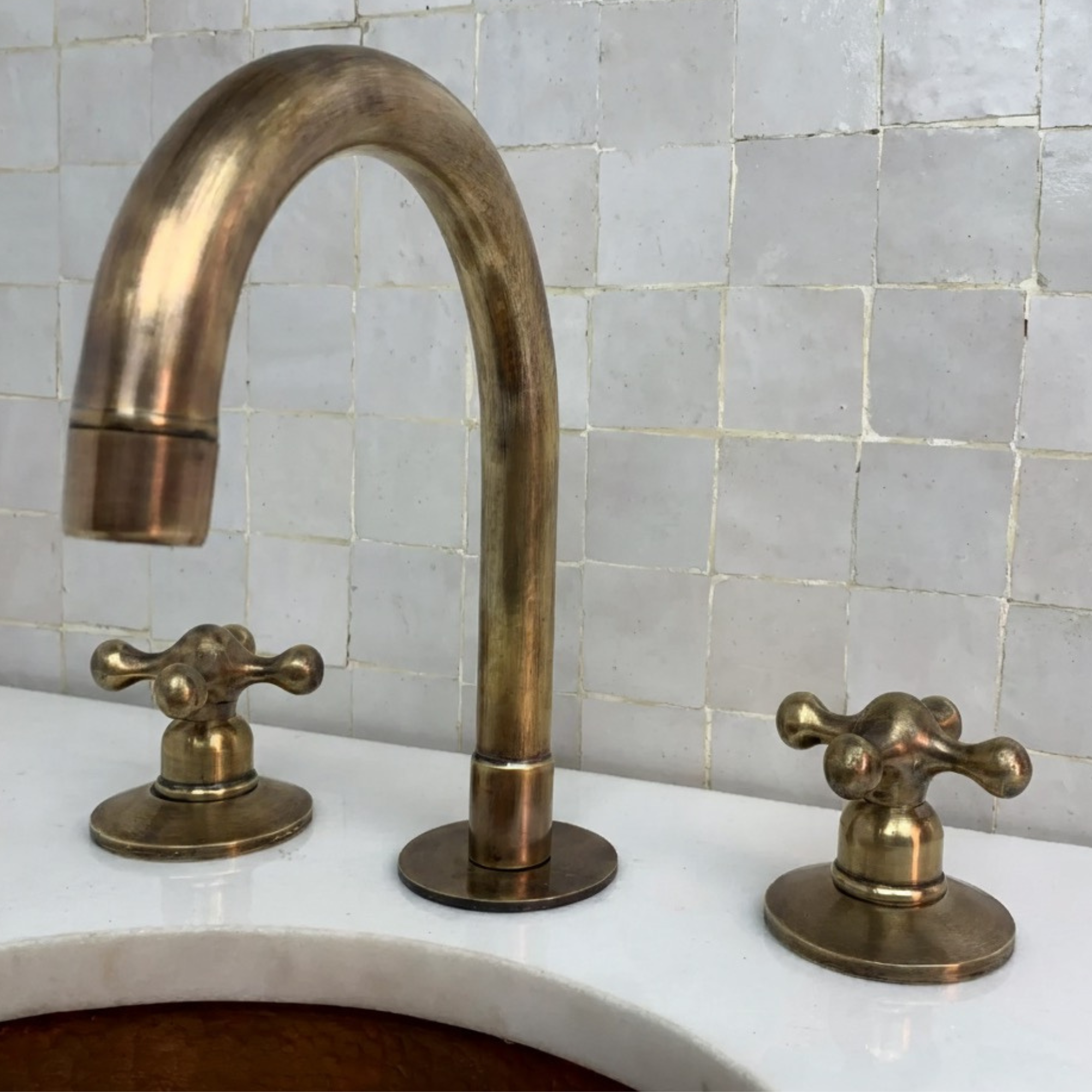 Oil rubbed  Brass Vanity Faucet
