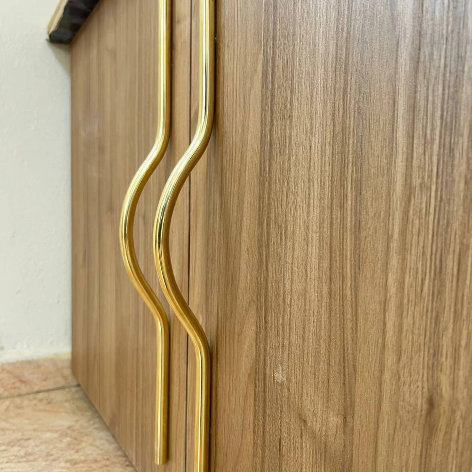 Stylish Curved Arch Drawer Handles