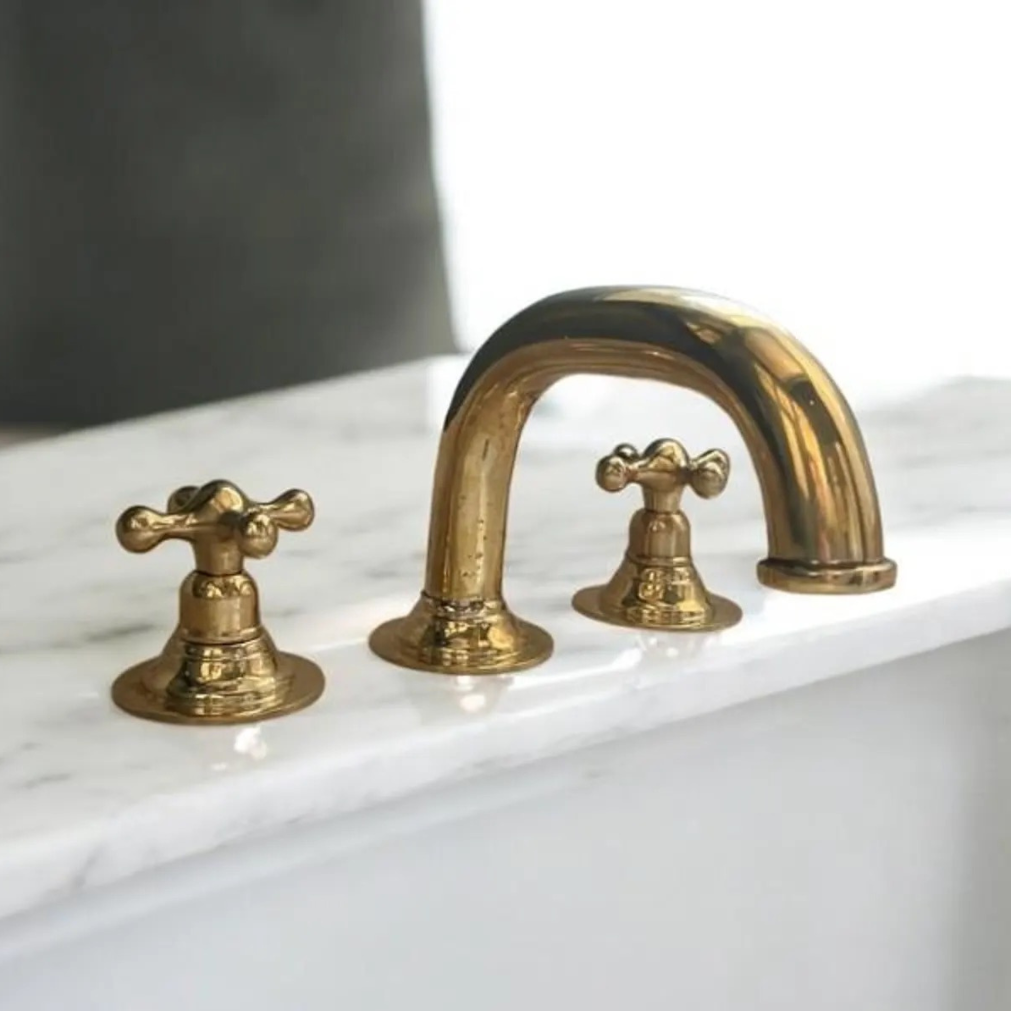 Unlacquered Brass Deck Mounted Faucet Azulsouk