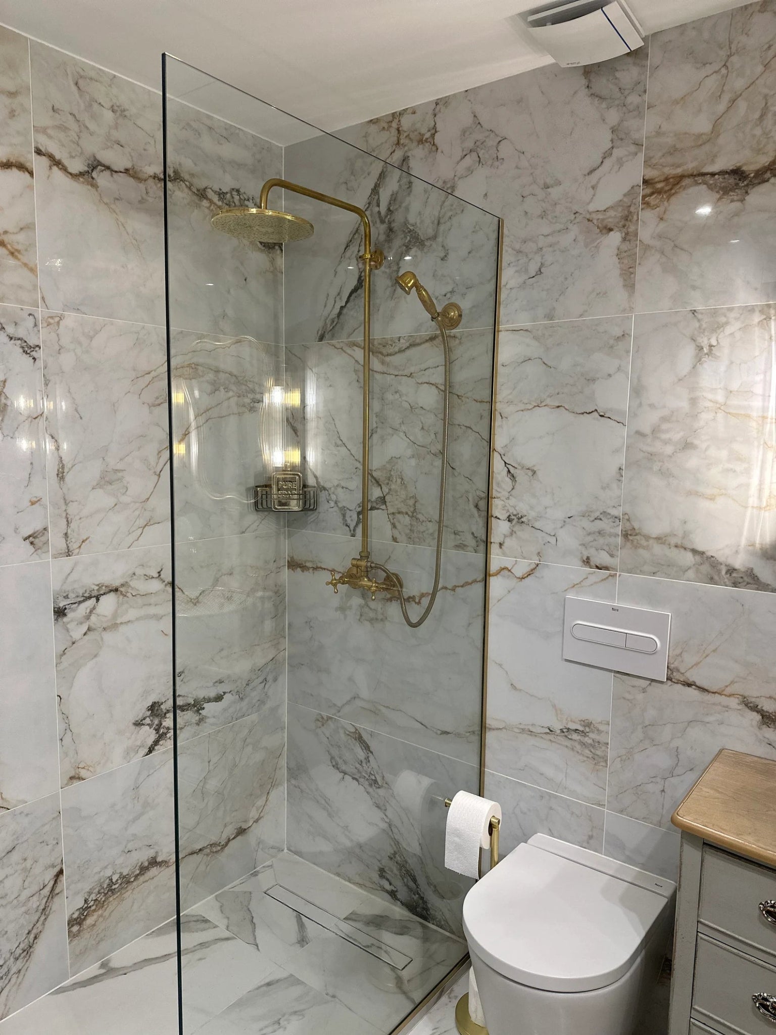 Unlacquered brass shower system, Exposed Pipe Shower System - shower system AzulSouk